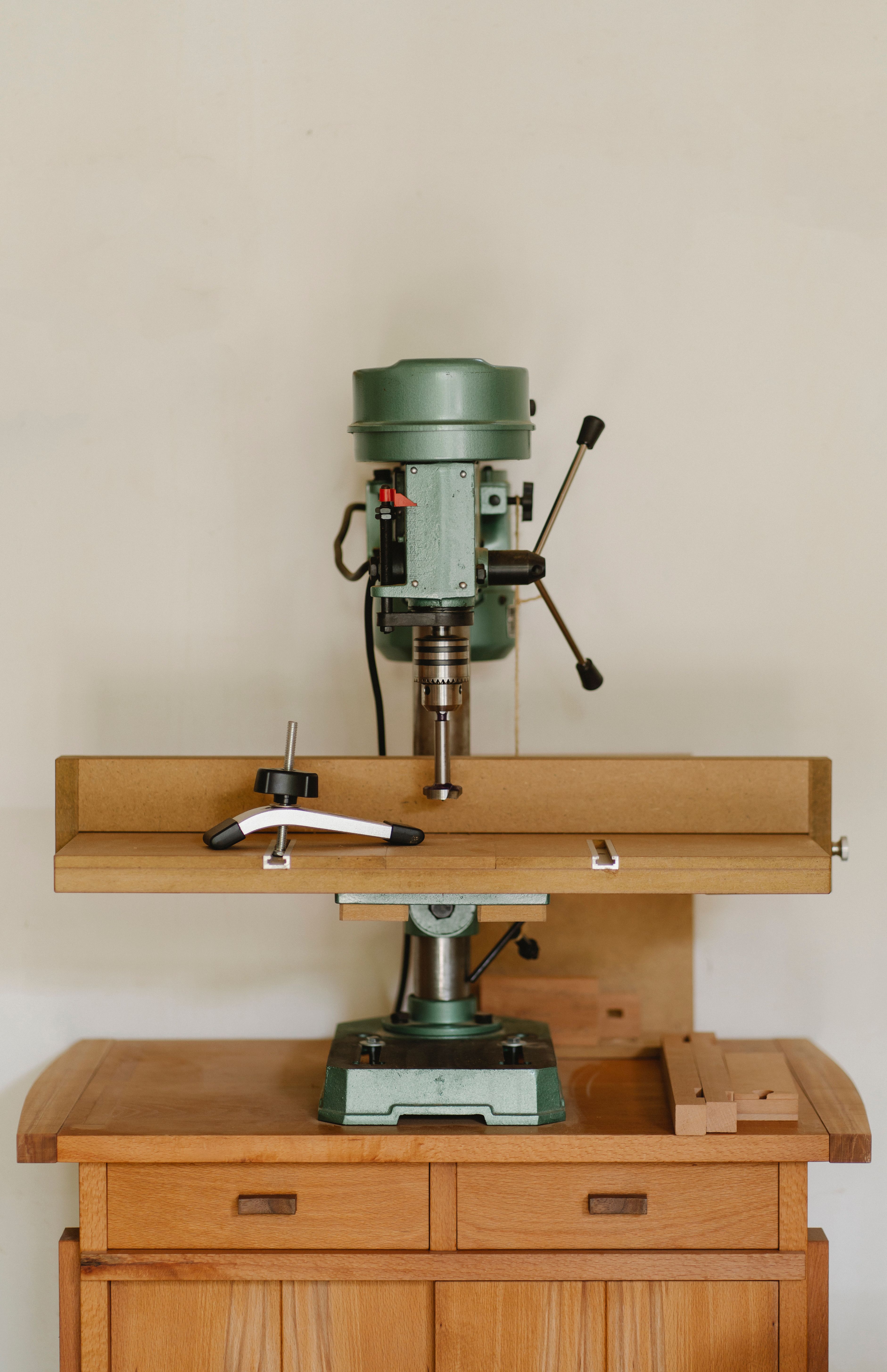 Standbohrmaschine in der Werkstatt